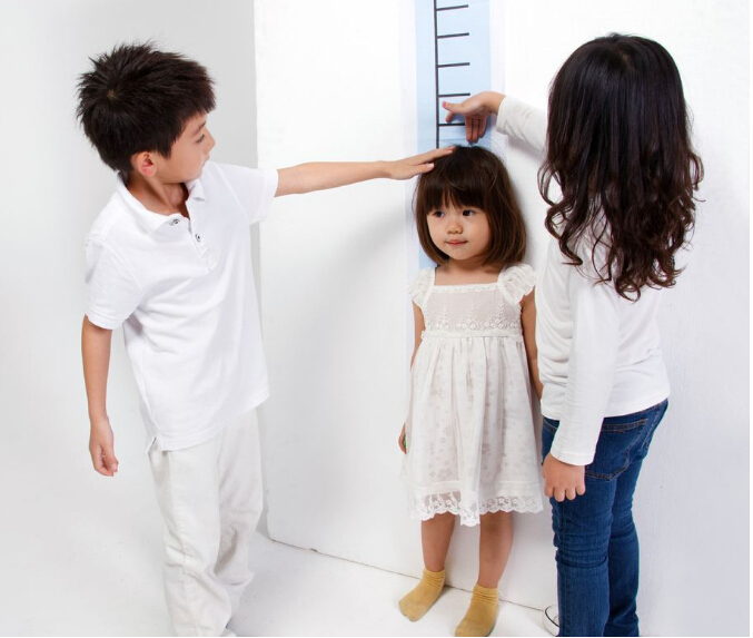 全自动羞羞免费视频APP测量身高的正确方法 全自动羞羞免费视频APP测量身高的正确方法