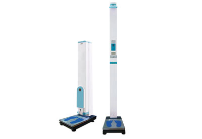  医院测量身高体重的仪器测量的是人体的净身高吗？